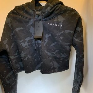 New item-Cropped Top Sweater - black camo